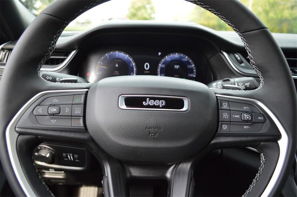 new 2025 Jeep Grand Cherokee L car, priced at $43,999
