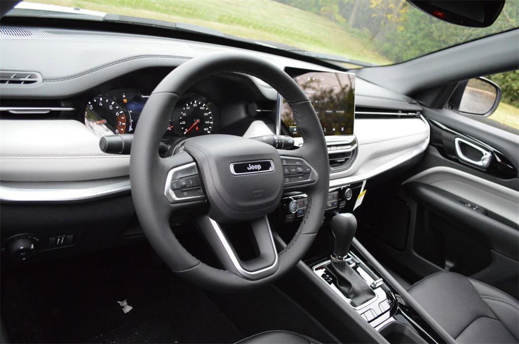 new 2026 Jeep Compass car, priced at $33,499