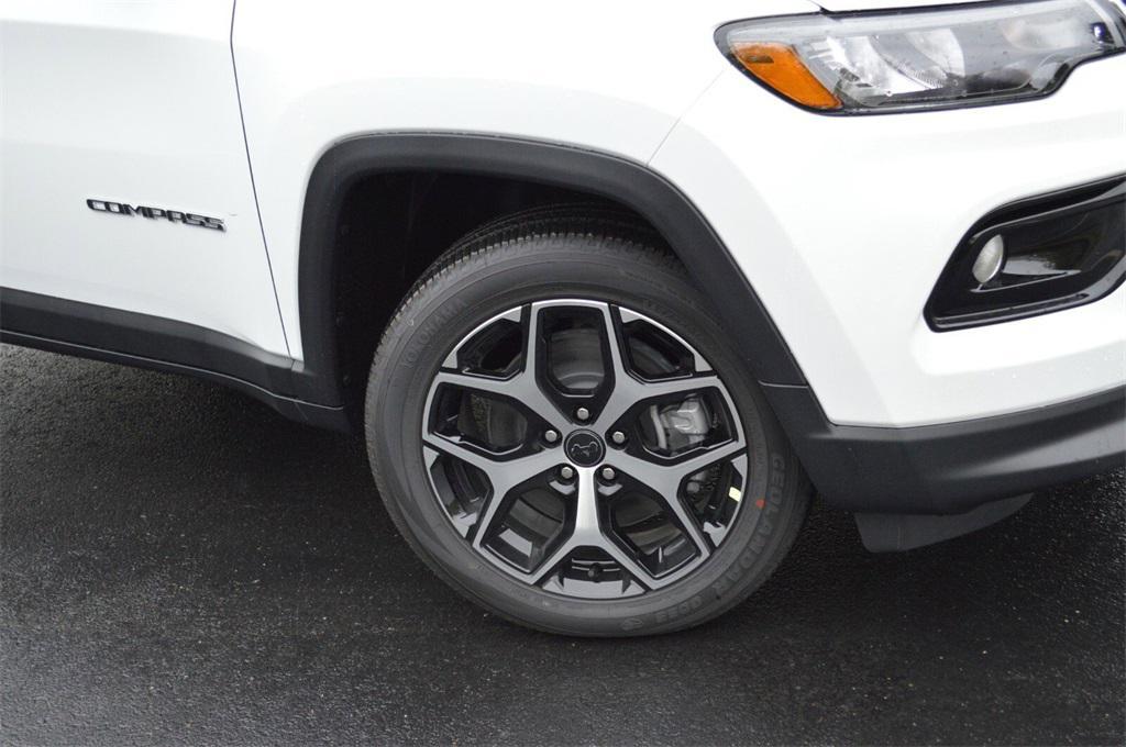 new 2026 Jeep Compass car, priced at $33,499
