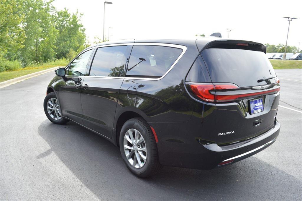 new 2025 Chrysler Pacifica car, priced at $46,441