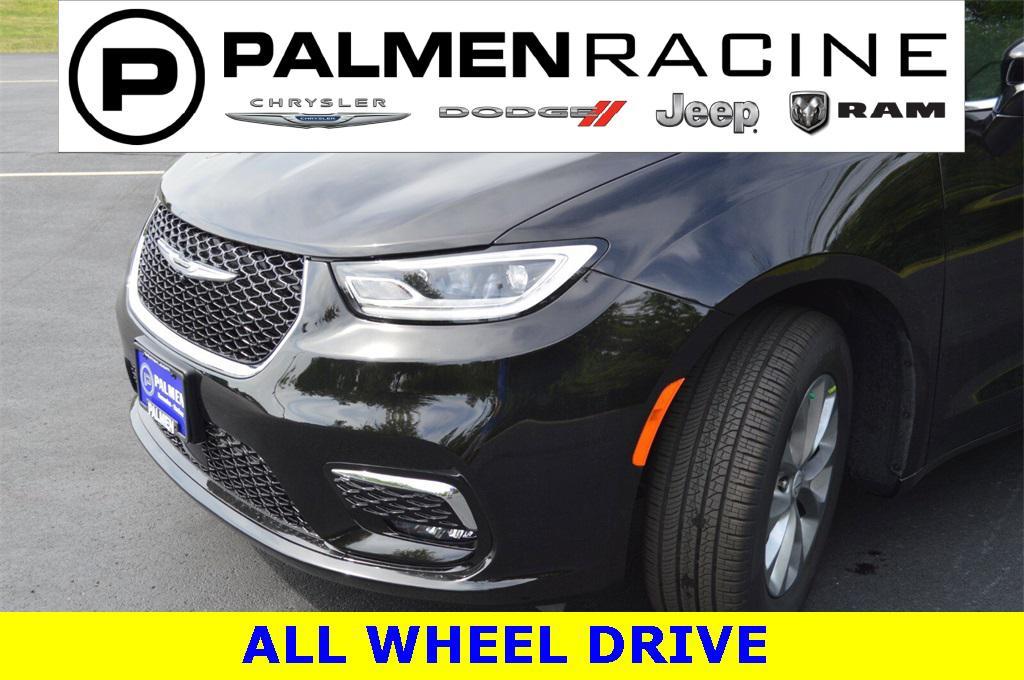 new 2025 Chrysler Pacifica car, priced at $40,749