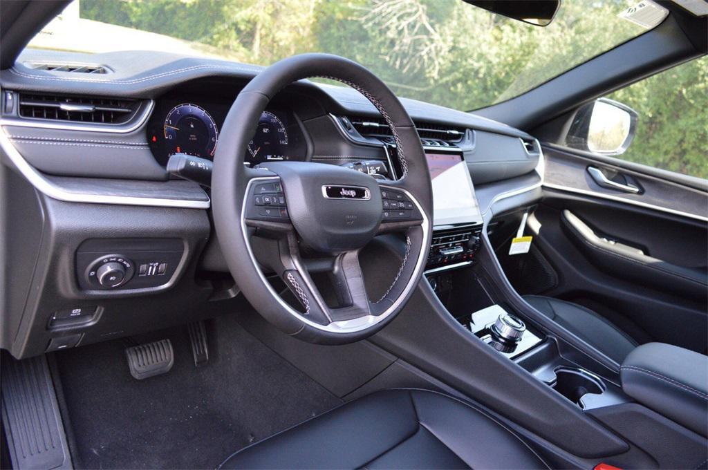 new 2025 Jeep Grand Cherokee L car, priced at $45,599