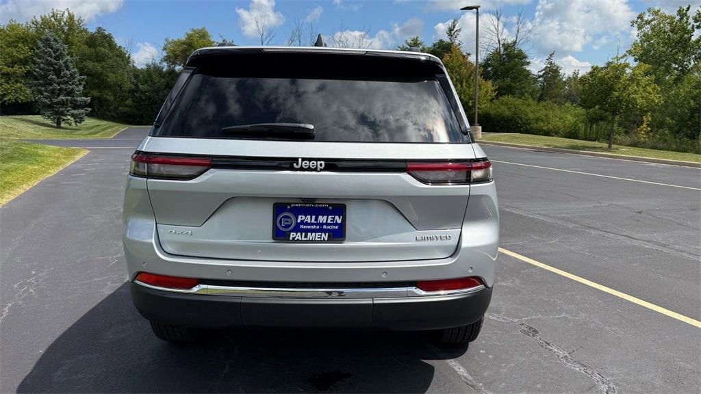 new 2025 Jeep Grand Cherokee car, priced at $42,999
