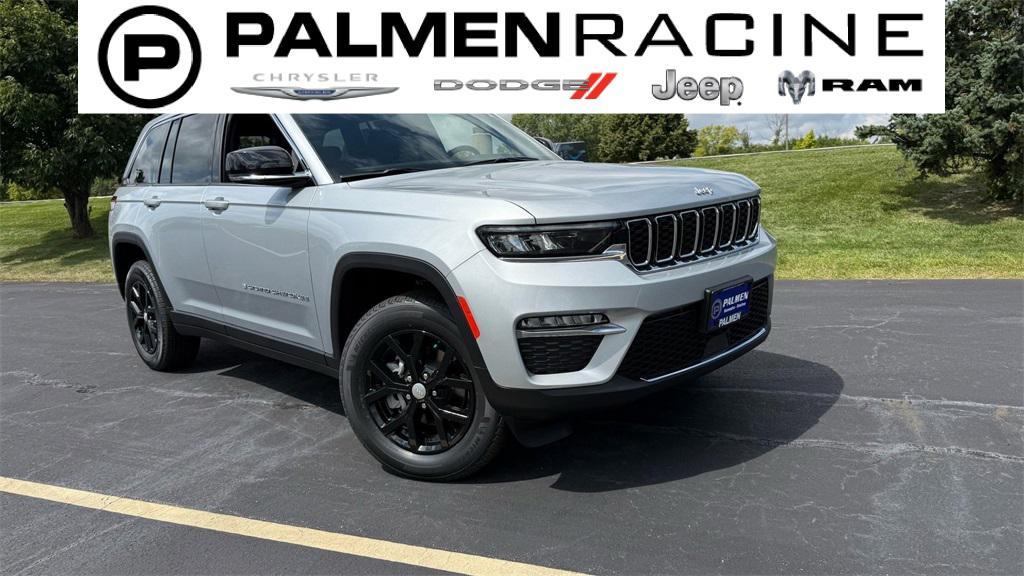 new 2025 Jeep Grand Cherokee car, priced at $43,814