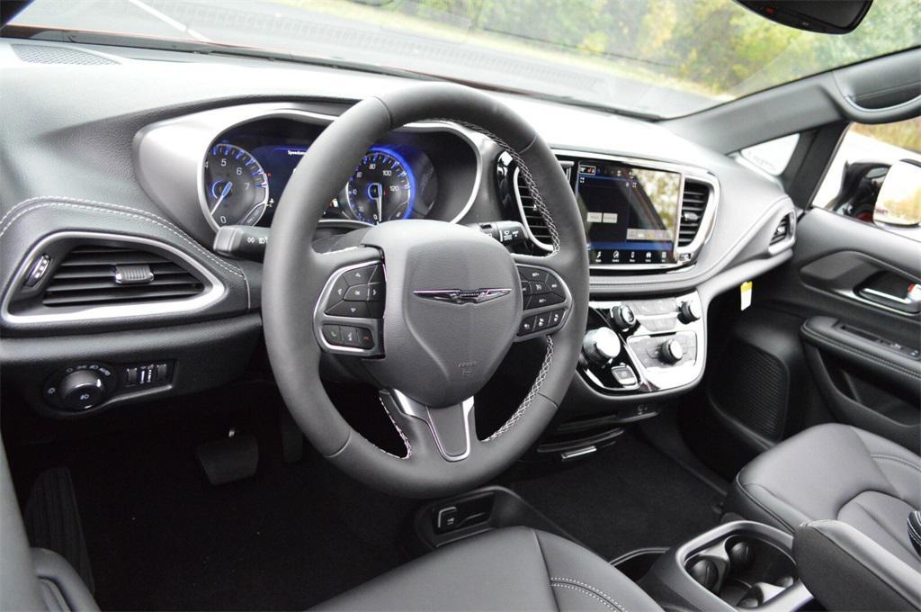 new 2026 Chrysler Pacifica car, priced at $42,999