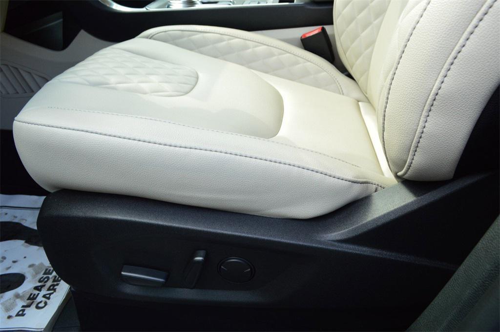 used 2023 Ford Edge car, priced at $29,838