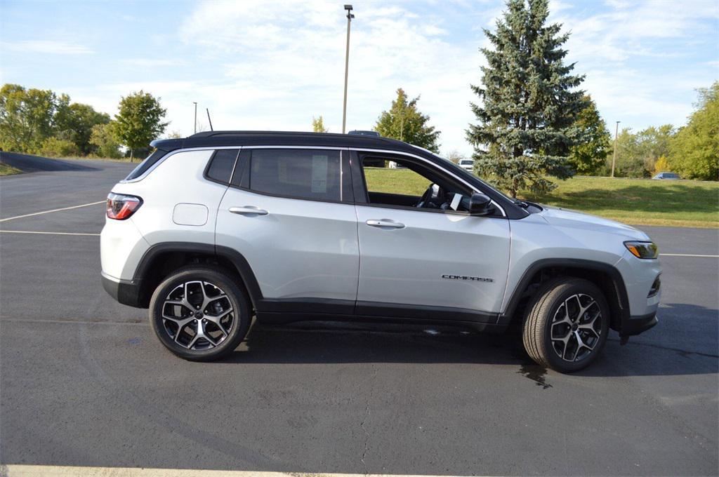 new 2026 Jeep Compass car, priced at $33,499