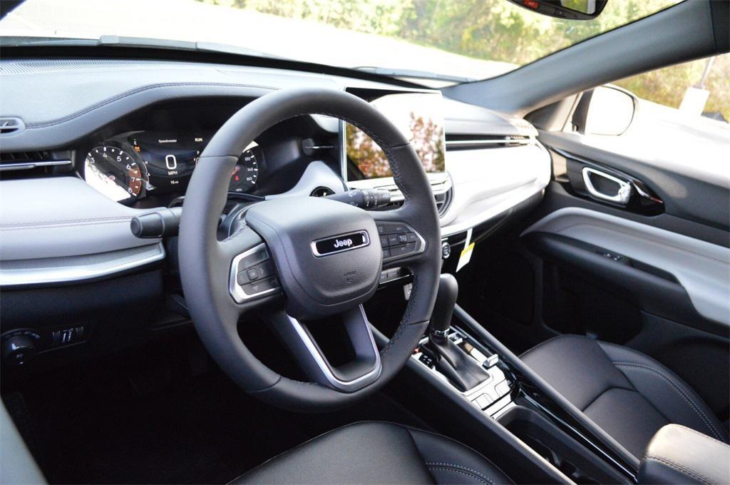 new 2026 Jeep Compass car, priced at $33,499