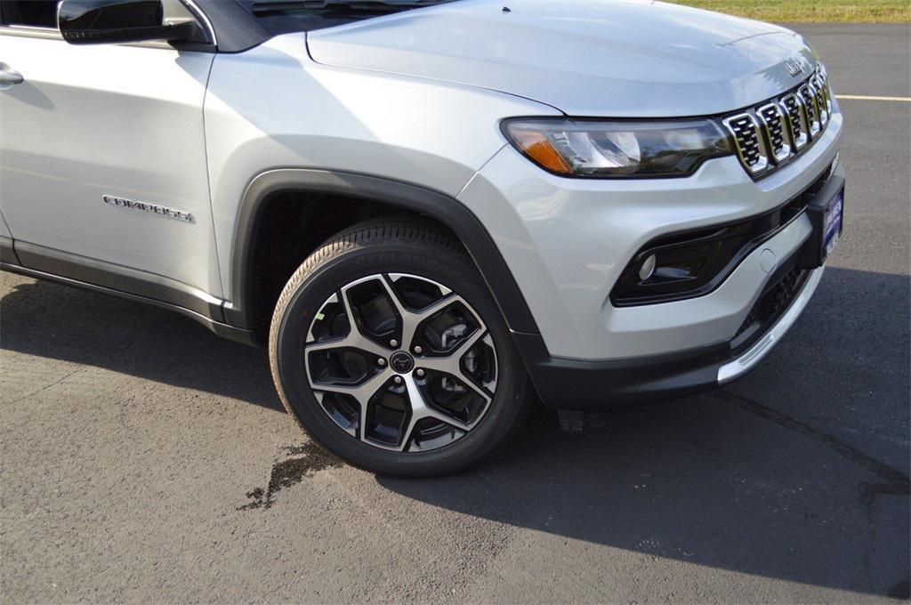 new 2026 Jeep Compass car, priced at $33,499