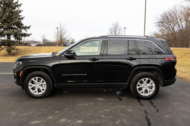 used 2023 Jeep Grand Cherokee car, priced at $34,500