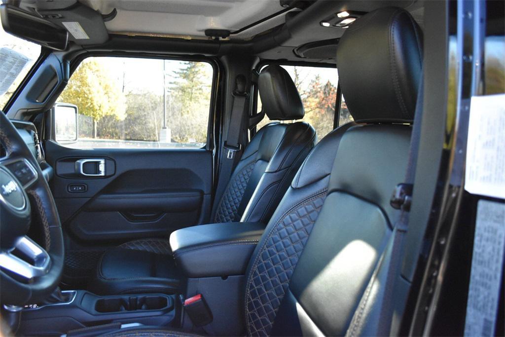 used 2022 Jeep Wrangler Unlimited car, priced at $36,653