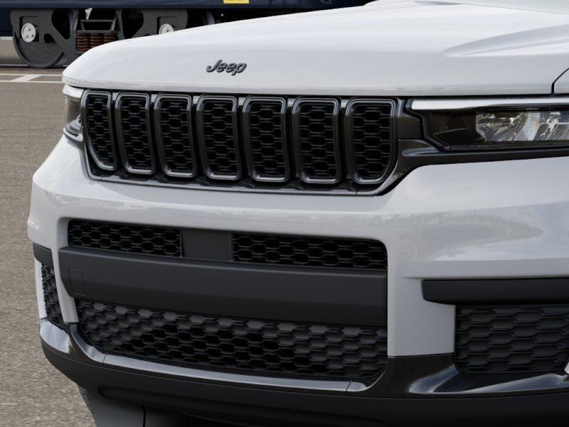 new 2025 Jeep Grand Cherokee L car, priced at $42,999