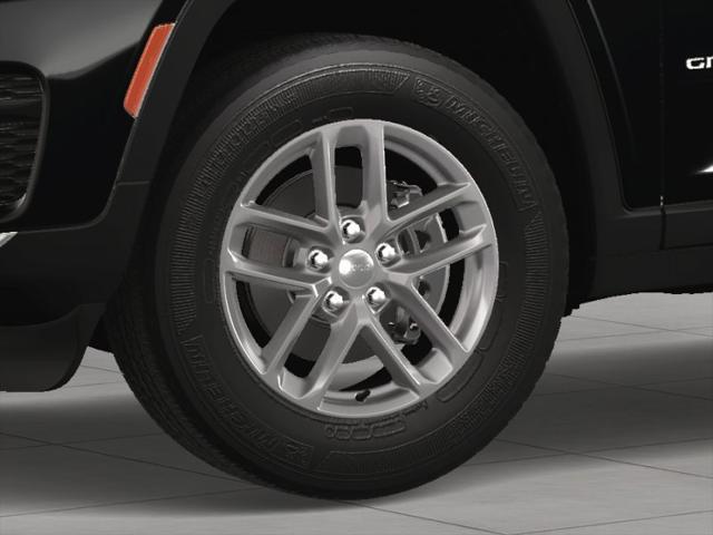new 2025 Jeep Grand Cherokee car, priced at $40,369
