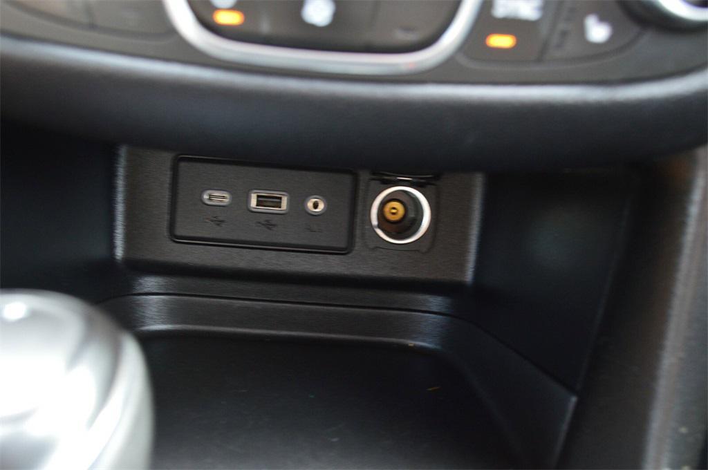 used 2020 Chevrolet Equinox car, priced at $15,771
