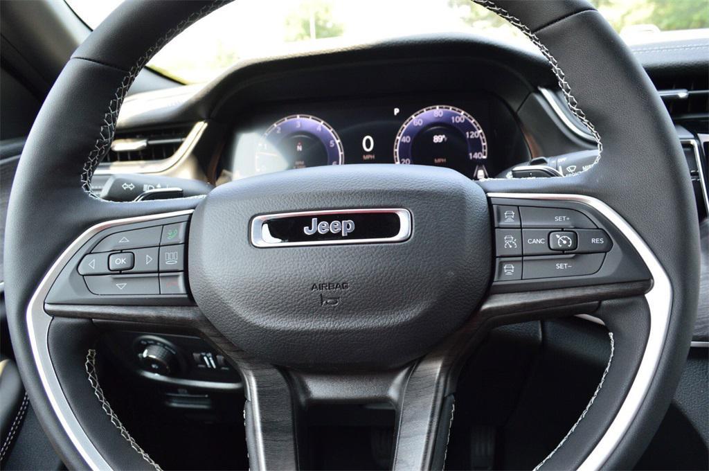new 2025 Jeep Grand Cherokee L car, priced at $42,999