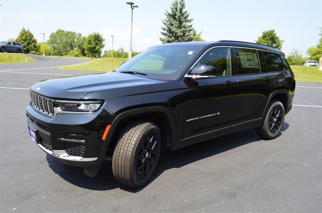 new 2025 Jeep Grand Cherokee L car, priced at $42,999