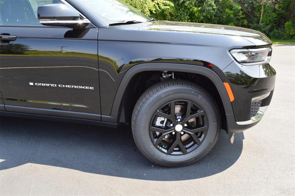 new 2025 Jeep Grand Cherokee L car, priced at $42,999