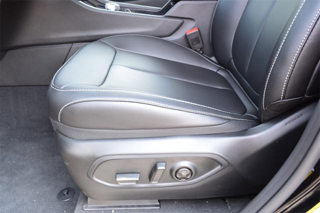 new 2025 Jeep Grand Cherokee L car, priced at $42,999