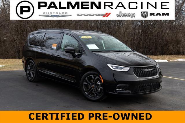 used 2024 Chrysler Pacifica car, priced at $37,996