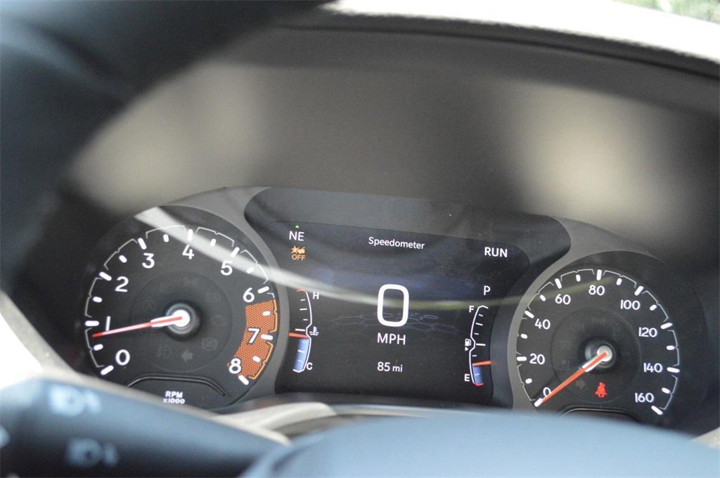 new 2025 Jeep Compass car, priced at $31,999