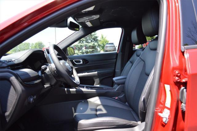 new 2025 Jeep Compass car, priced at $32,499