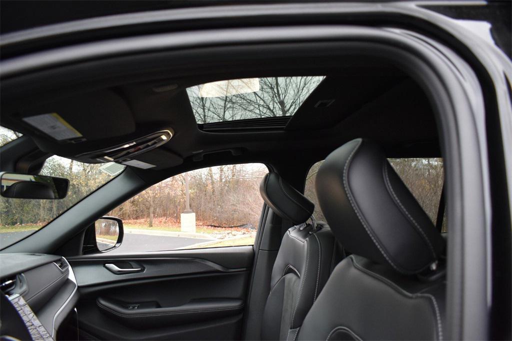 new 2025 Jeep Grand Cherokee L car, priced at $43,599