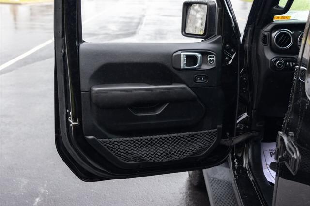 used 2021 Jeep Wrangler Unlimited car, priced at $37,996