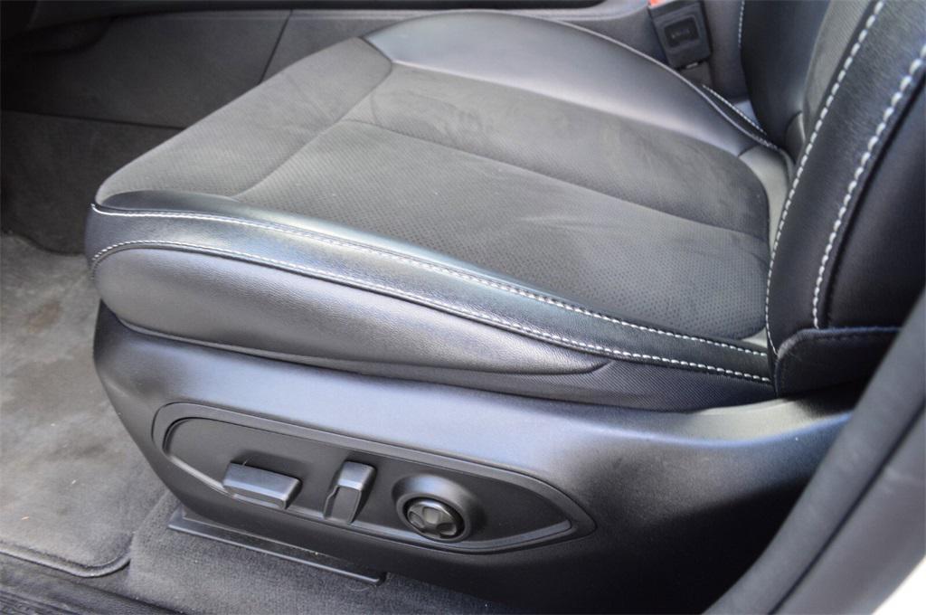 used 2024 Jeep Grand Cherokee car, priced at $34,665