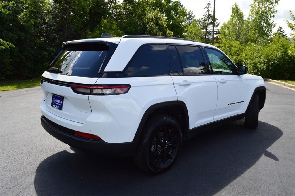 used 2024 Jeep Grand Cherokee car, priced at $34,665