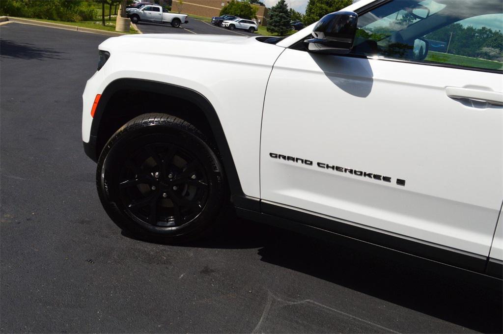 used 2024 Jeep Grand Cherokee car, priced at $34,665