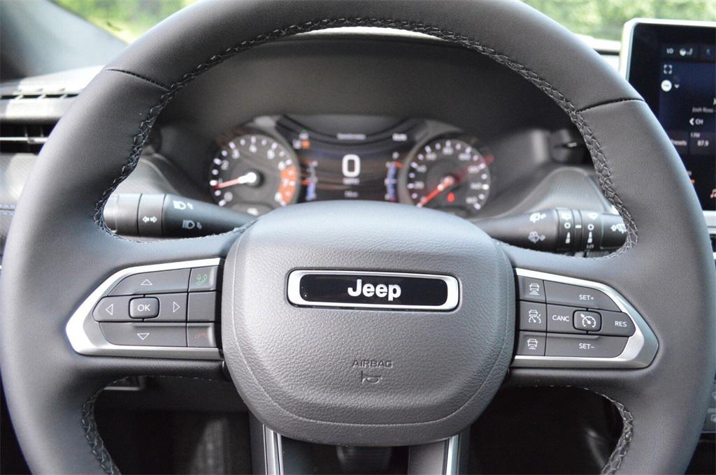 new 2025 Jeep Compass car, priced at $35,399