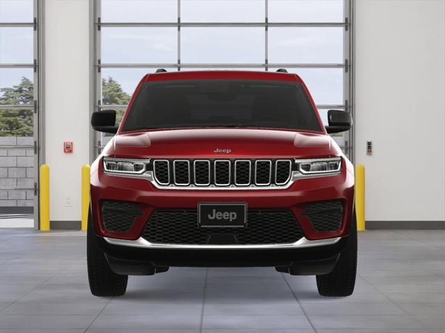 new 2025 Jeep Grand Cherokee car, priced at $39,999
