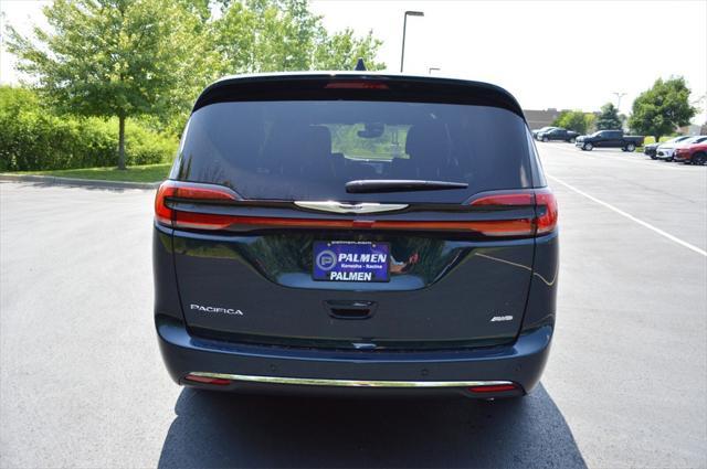 new 2025 Chrysler Pacifica car, priced at $44,968
