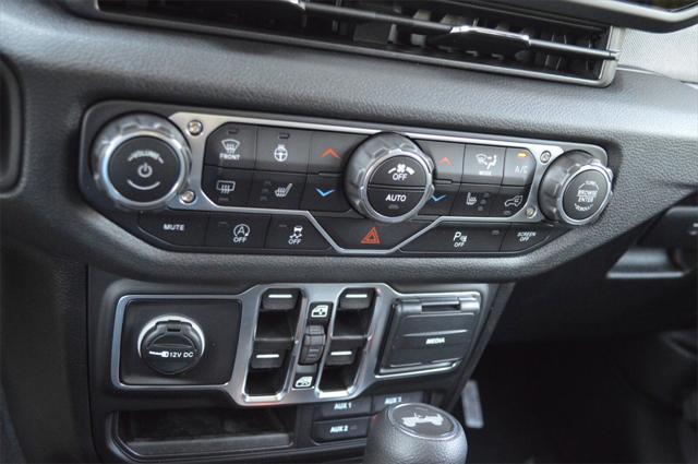 new 2025 Jeep Wrangler car, priced at $49,999