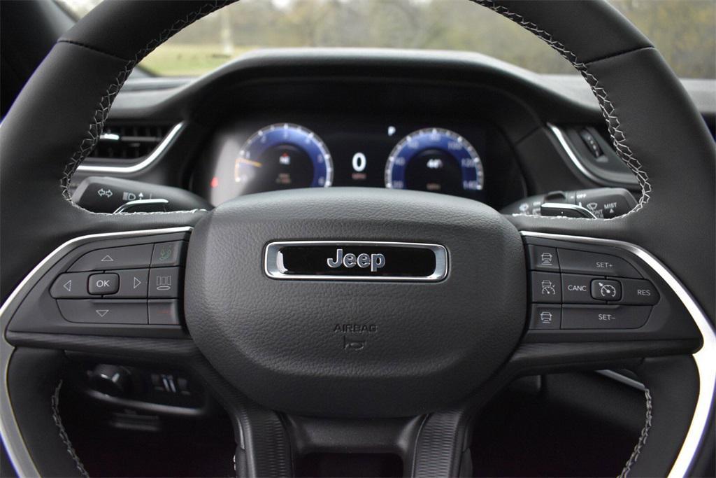 new 2025 Jeep Grand Cherokee L car, priced at $43,599