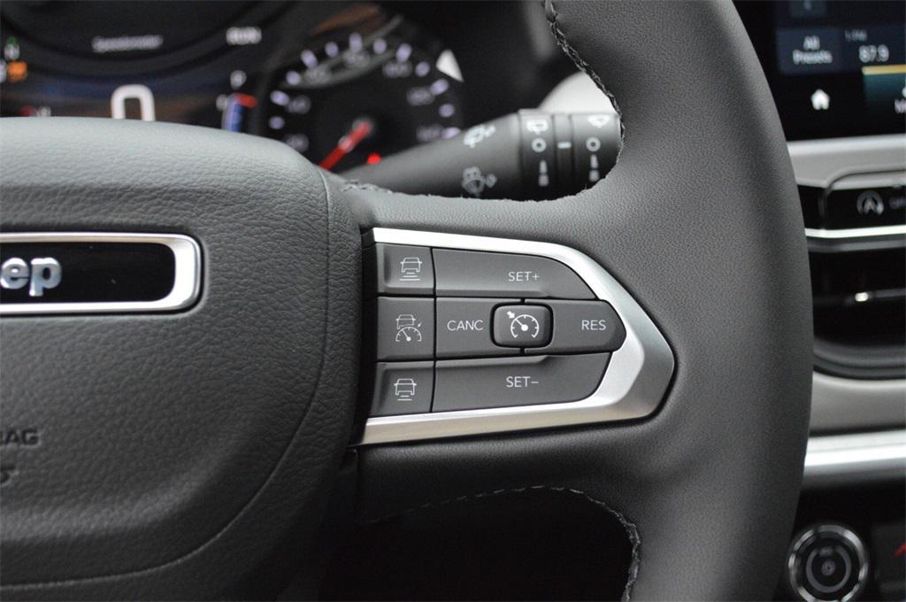 new 2026 Jeep Compass car, priced at $33,499