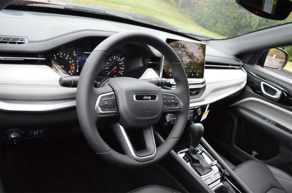 new 2026 Jeep Compass car, priced at $33,499