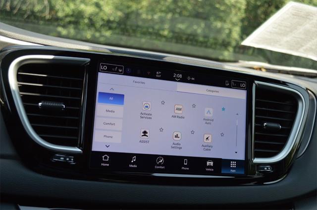 new 2025 Chrysler Voyager car, priced at $38,999