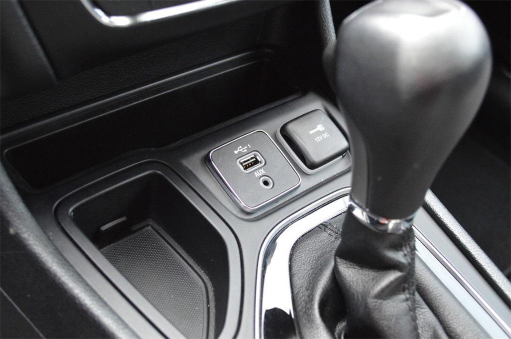 used 2019 Jeep Cherokee car, priced at $18,755