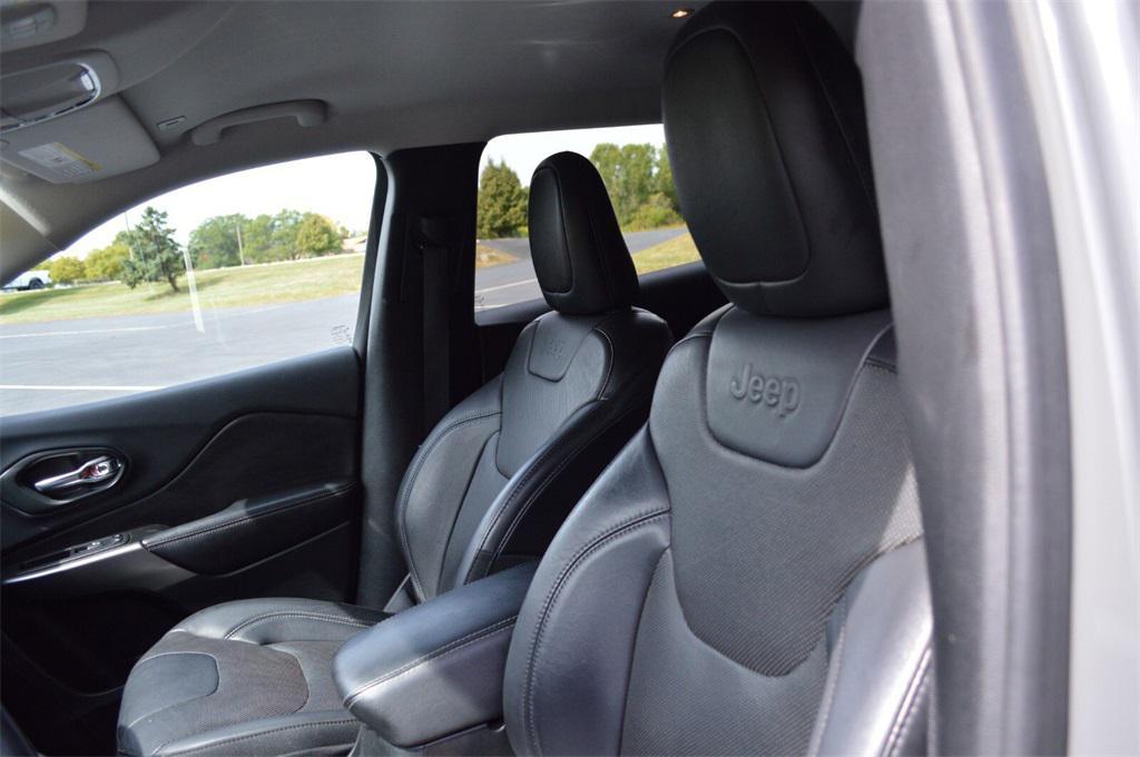 used 2019 Jeep Cherokee car, priced at $18,755