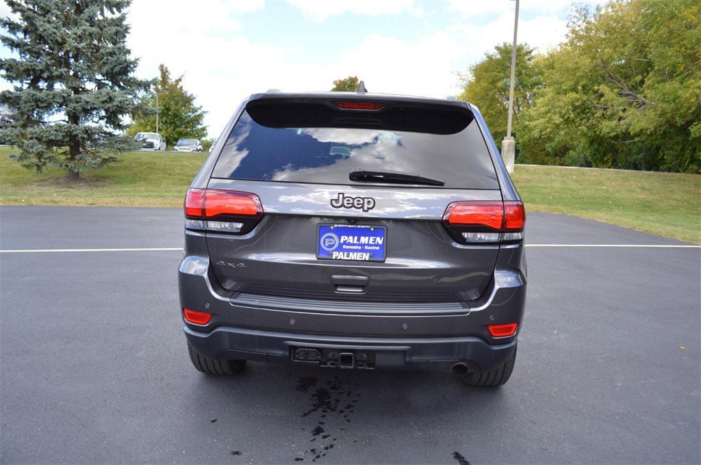 used 2016 Jeep Grand Cherokee car, priced at $11,499