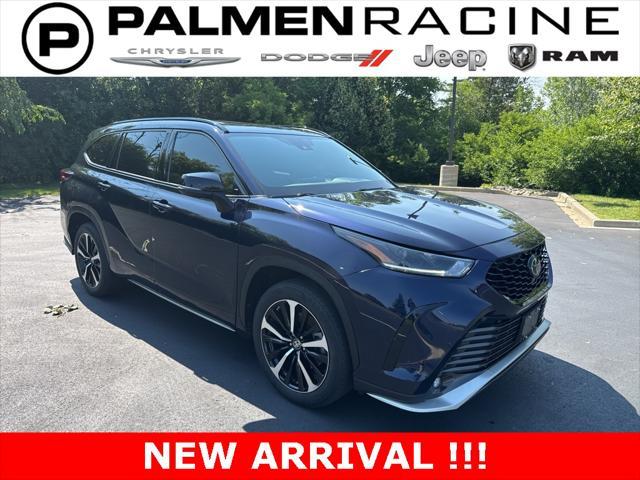 used 2021 Toyota Highlander car, priced at $36,536