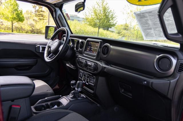 used 2021 Jeep Gladiator car, priced at $31,469