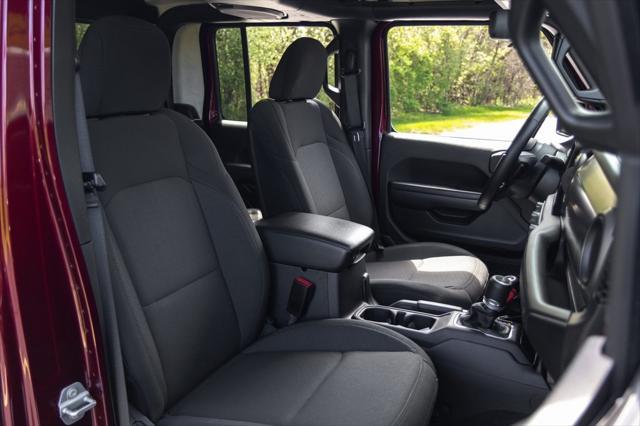 used 2021 Jeep Gladiator car, priced at $31,469
