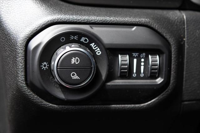 used 2021 Jeep Gladiator car, priced at $31,469