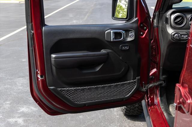 used 2021 Jeep Gladiator car, priced at $31,469