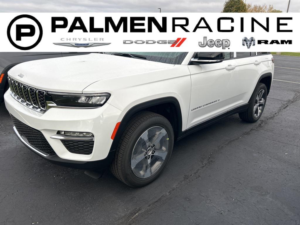 new 2025 Jeep Grand Cherokee car, priced at $46,999
