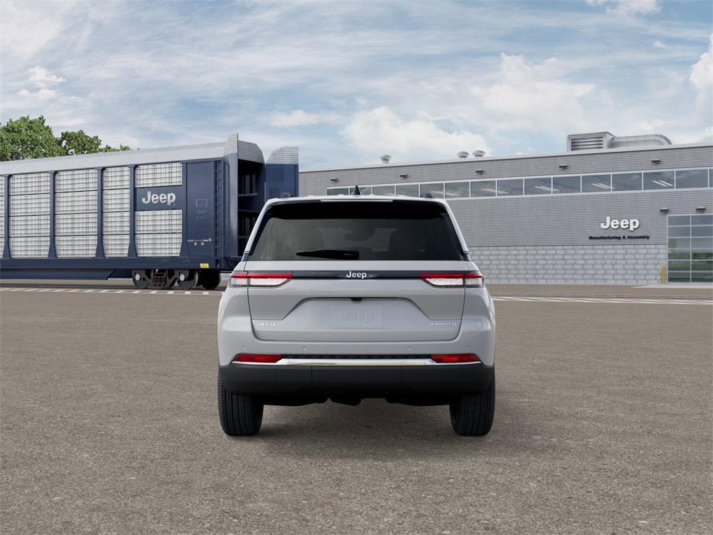 new 2025 Jeep Grand Cherokee car, priced at $46,999