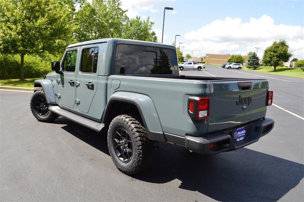 new 2025 Jeep Gladiator car, priced at $43,499