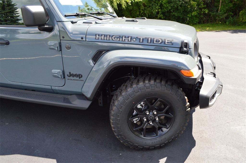 new 2025 Jeep Gladiator car, priced at $43,499
